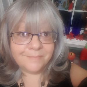 Meet your Posher, Paula